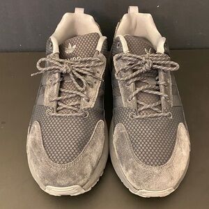 Adidas Original ZX 22 Boost Men’s size 9.5 Used